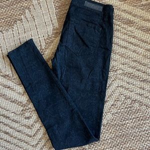 Size 3 black skinny jeans